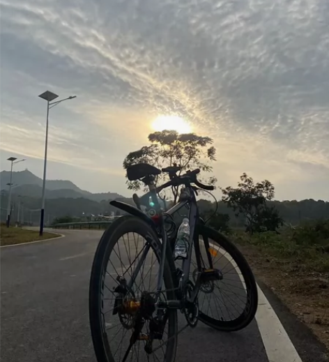 jeep自行车rs730 感兴趣的话点“我...