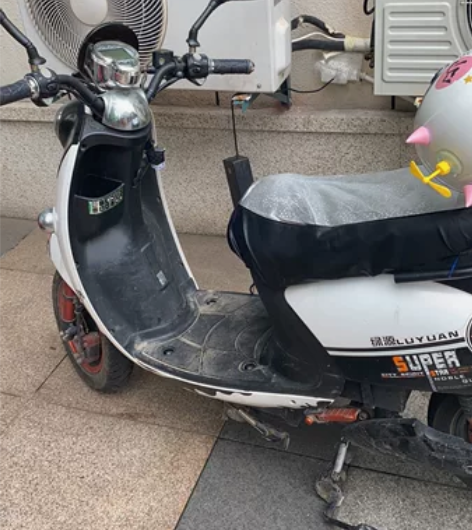 绿源电动车，可小刀，不接受大刀 60v地点...