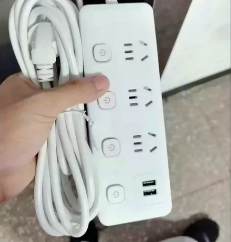 【低价处理】米家同代工厂插座接地排插公牛家...