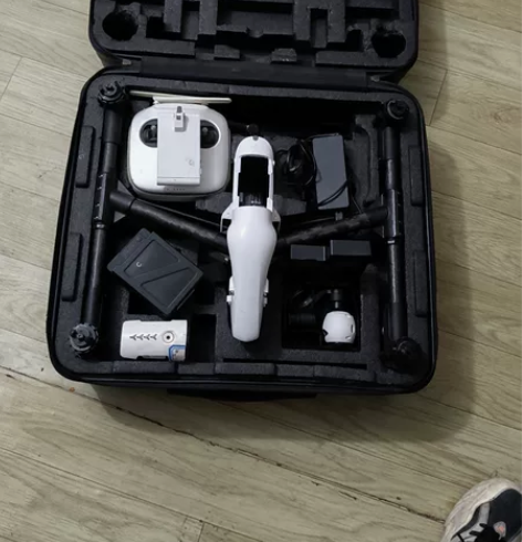 大疆悟1   改原厂大容量电池TB55型号...