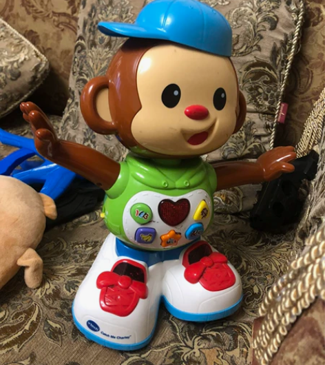 伟易达互动追逐小猴宝宝音乐跳舞婴儿学爬玩具...