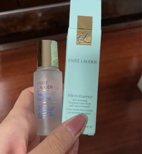 雅诗兰黛 樱花微精华露 15ml 感兴趣的...