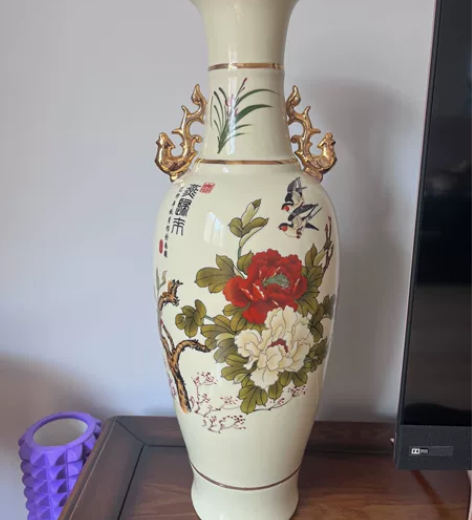 老物件，花瓶一对，陶瓷摆件 瓶高60厘米，...