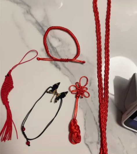 服装设计 编织作业 感兴趣的话点“我想要”...