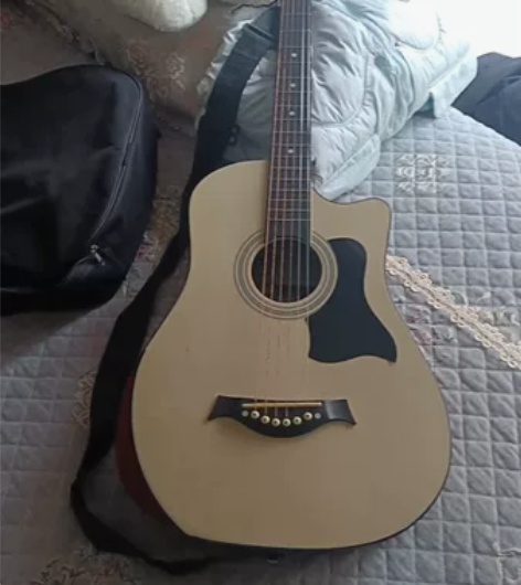 个人闲置吉他二手原价1500多转让！ 没时...