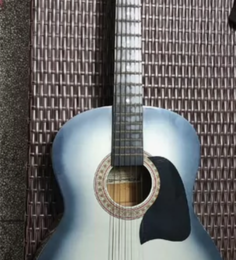 闲置的老吉他，老琴质量好，懂的人可以拍走重...