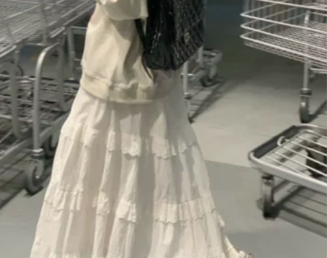 拒绝吃藕 温柔甜美白色花边蛋糕裙秋季高腰百...