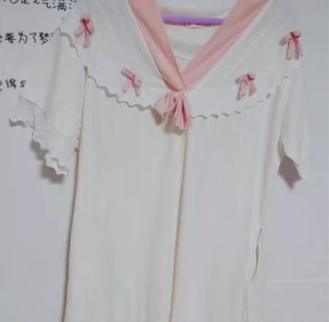 甜美睡裙 公主风  均码 感兴趣的话点“我...