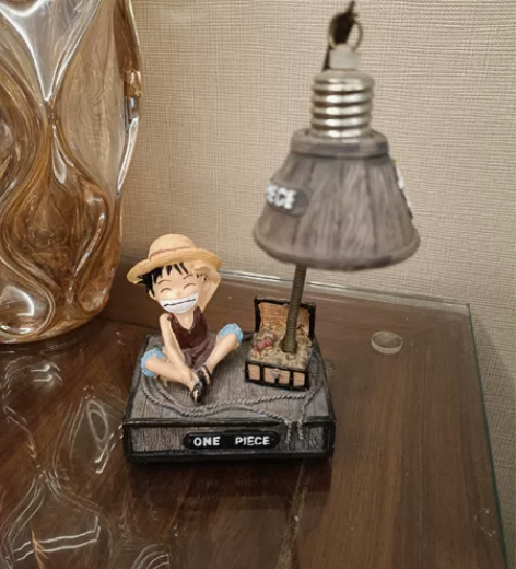 免费送｜海贼王路飞小夜灯桌面摆件卧室房间装...