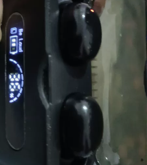 可给手机充电的蓝牙耳机 感兴趣的话点“我想...