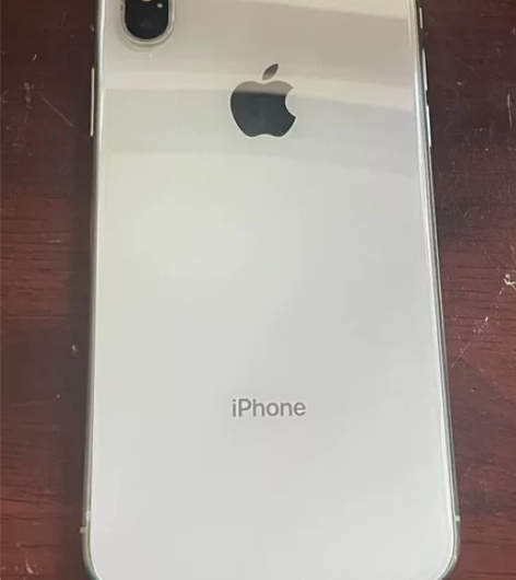 自用苹果X手机64G 国行正品,闲置自用机...