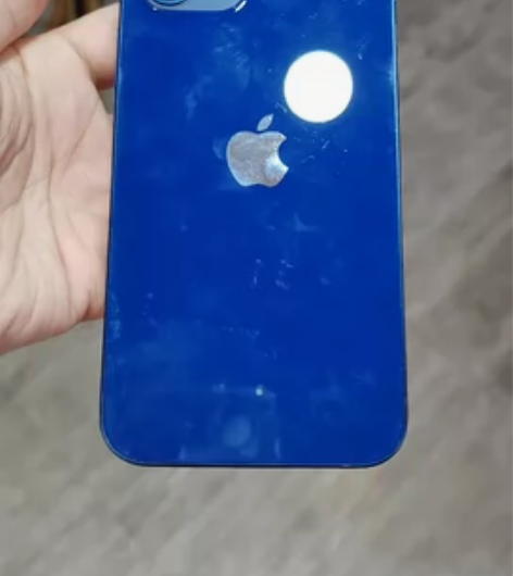 出一台苹果12，128g，小姐姐自用机，用...