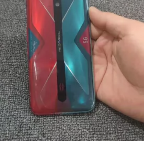 红魔5g  12+256内存，865plu...