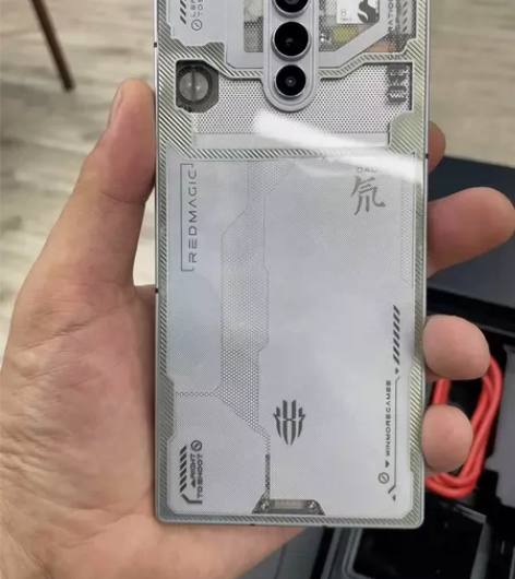 红魔8Pro 搭载骁龙8GEN2处理器 ...