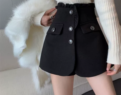 木耳边黑色a字短裤女秋冬2022年新款外穿...