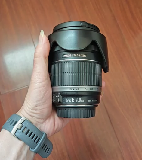 佳能镜头EFS18-200 感兴趣的话点“...