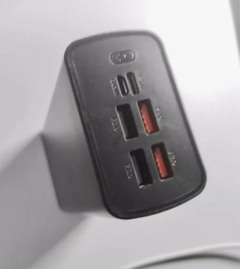 #超大容量充电宝 特价特价80000毫安容...