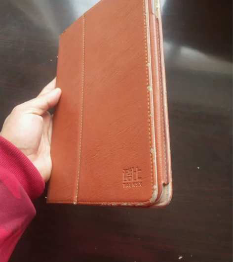 酷比魔方的10寸平板，电池更换过，其他没有...