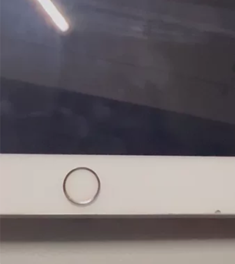 ipad Air3 苹果平板 64g的 插...