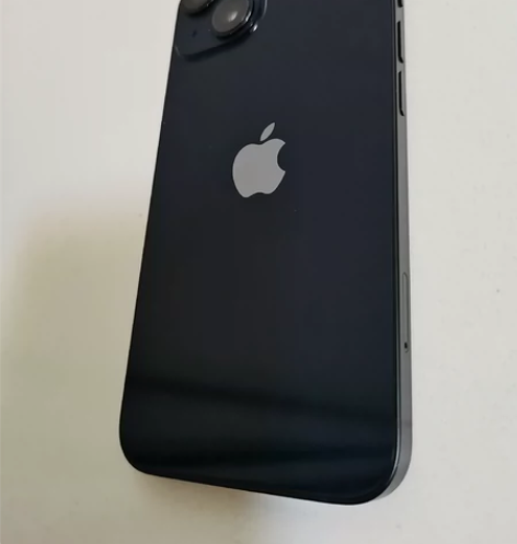 自用苹果14黑128G，正常使用中，外观很...