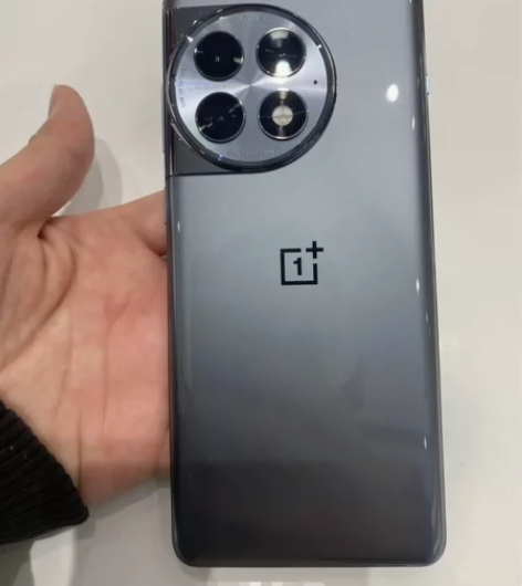 一加ace2pro16+512，2999购...