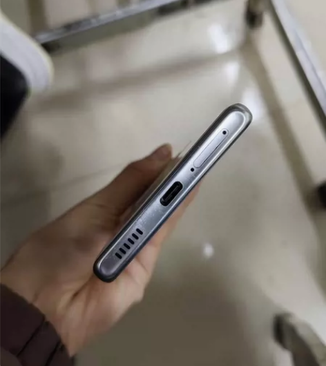 努比亚Z50 使用时长不足半年没有瑕疵80...