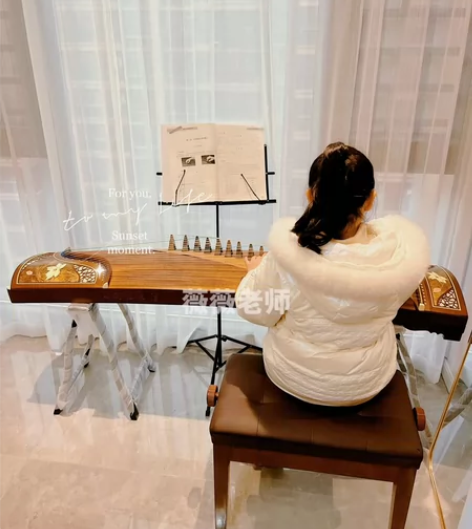 古筝老师自用原价5千多的敦煌古筝696d双...