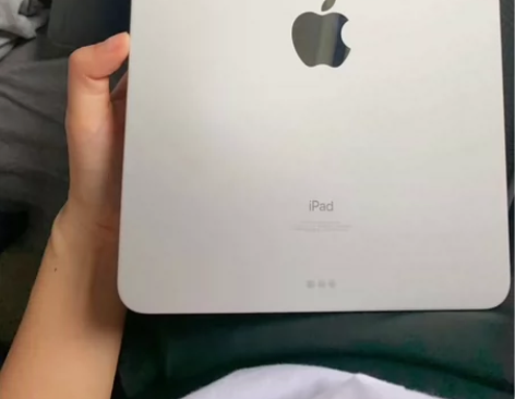 诚心出！！！iPad2021款9代256G...