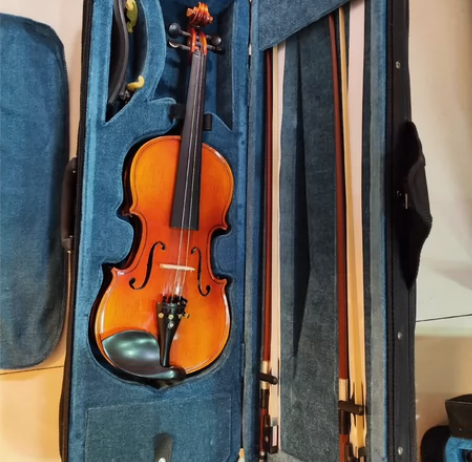 出一把闲置的小提琴，上音老师推荐的在汾阳路...