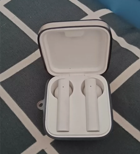 小米air2se 成色挺好几乎全新MIUI...