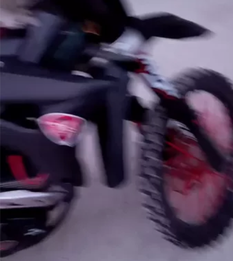 波速尔m1，骑少放多，原车版画排气都在，改...