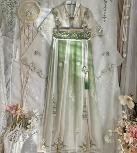 玉术原创汉服女闺蜜装齐腰齐胸8破裙刺绣改良...