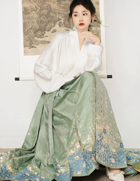 明制汉服新中式轻国风马面裙套装高端织金绿色...