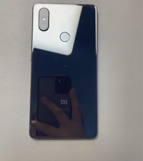 小米8SE 6+64 功能都是好的，备用机...