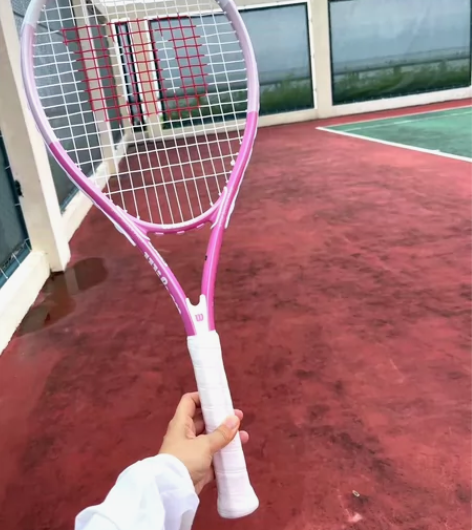 闲置转让原价300多的威尔胜草莓拍网球拍全...