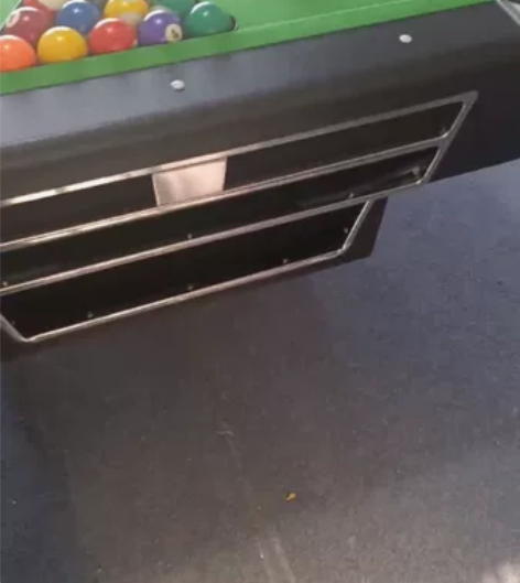 美式台球桌8成新，买的时候3200元，运费...