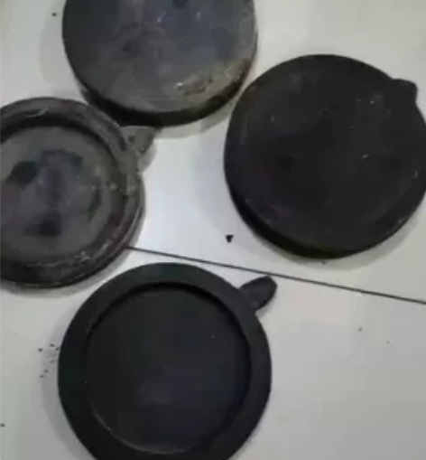 民国左右的老砚台 感兴趣的话点“我想要”和...