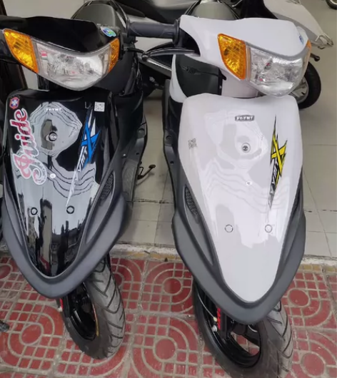 亏本处理两台飞鹰摩托车，雅玛哈机头，全新车...