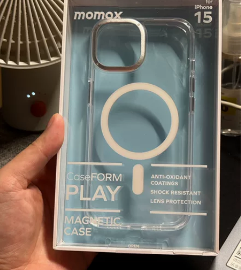 1、momax摩米士透明金属磁吸保护壳 2...