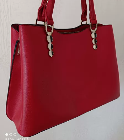 45包邮品牌稻草人红色大号女包，可手提可斜...