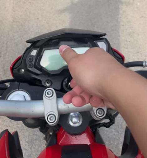 19年贝纳利红宝龙150，手续齐全有牌有证...