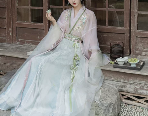 云藏月绣绿萍原创宋制国风仙气齐腰破裙绣花汉...