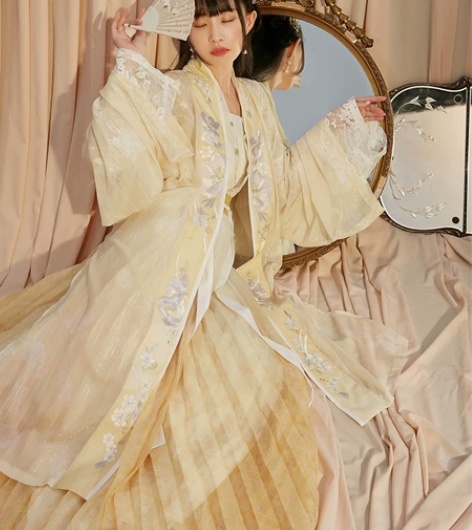 【十三余 小豆蔻儿】[流光记-银临联名款]...