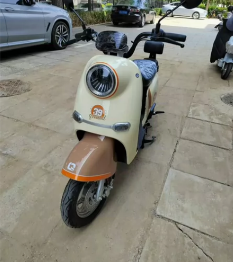 急出闲置二手电动自行车，全新买的没骑多久，...