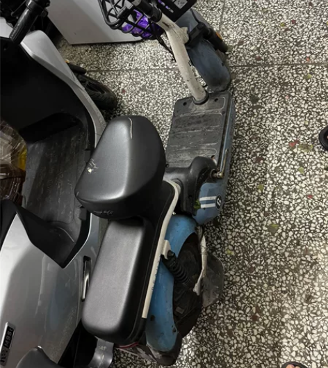 出一台8成新48v台铃电动车，新电池刚换2...