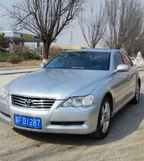 自用出售10年的丰田锐志，保险验车都到明年...