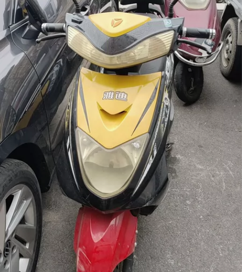 二手车，650元，地址人民路，银河菜市场北...