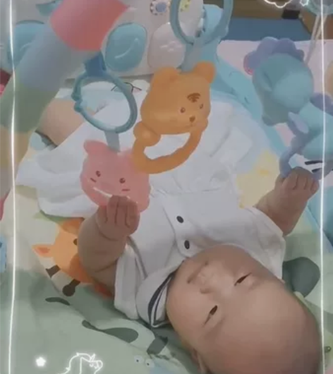 贝恩施脚踏琴，用的很仔细，跟新的一样 感兴...