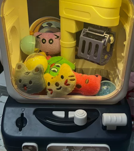 淘嘟嘟抓娃娃机礼盒 朋友送的 几乎全新 售...