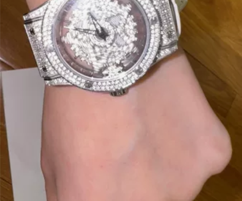 范琦手表 感兴趣的话点“我想要”和我私聊吧...